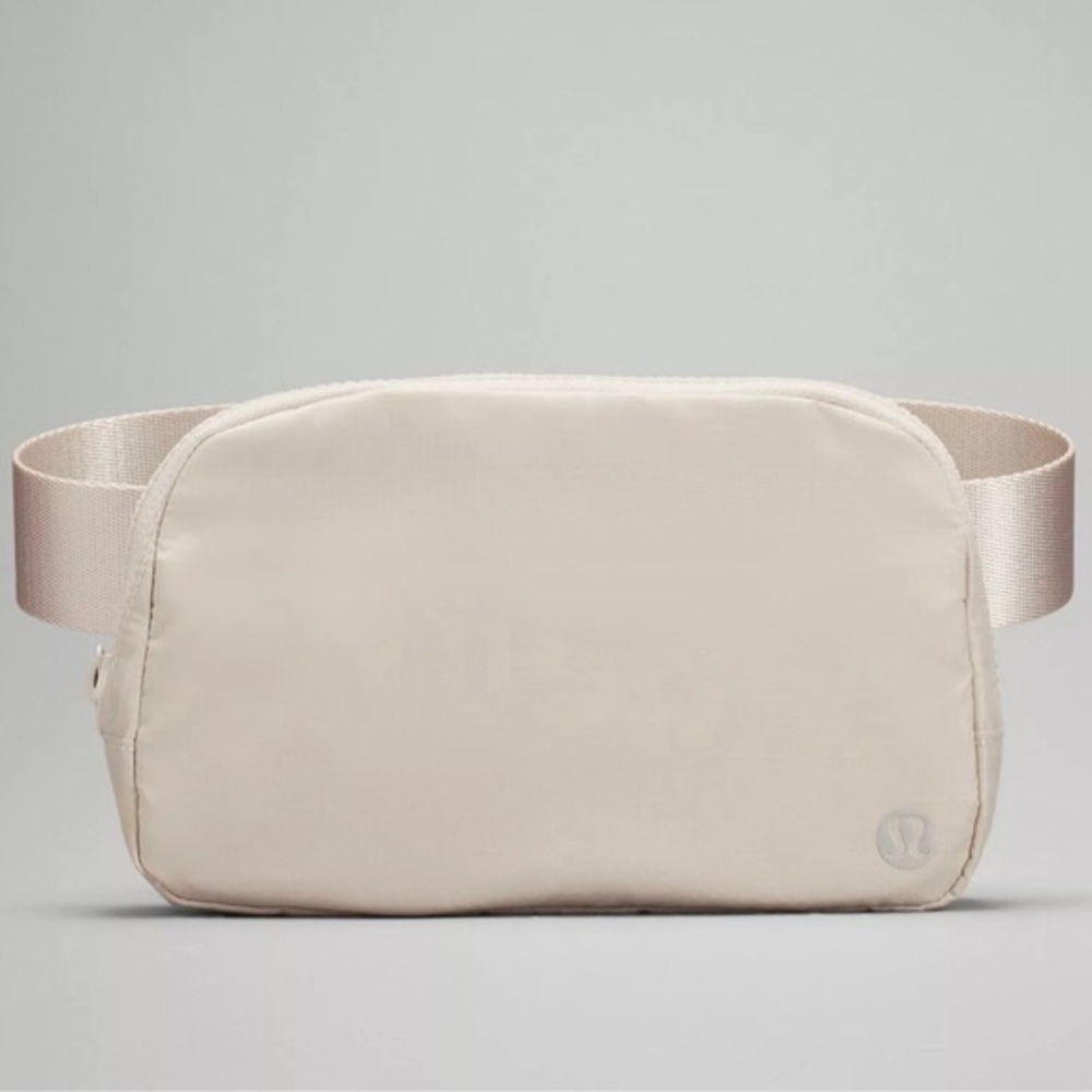 NWT lululemon white opal everywhere belt bag